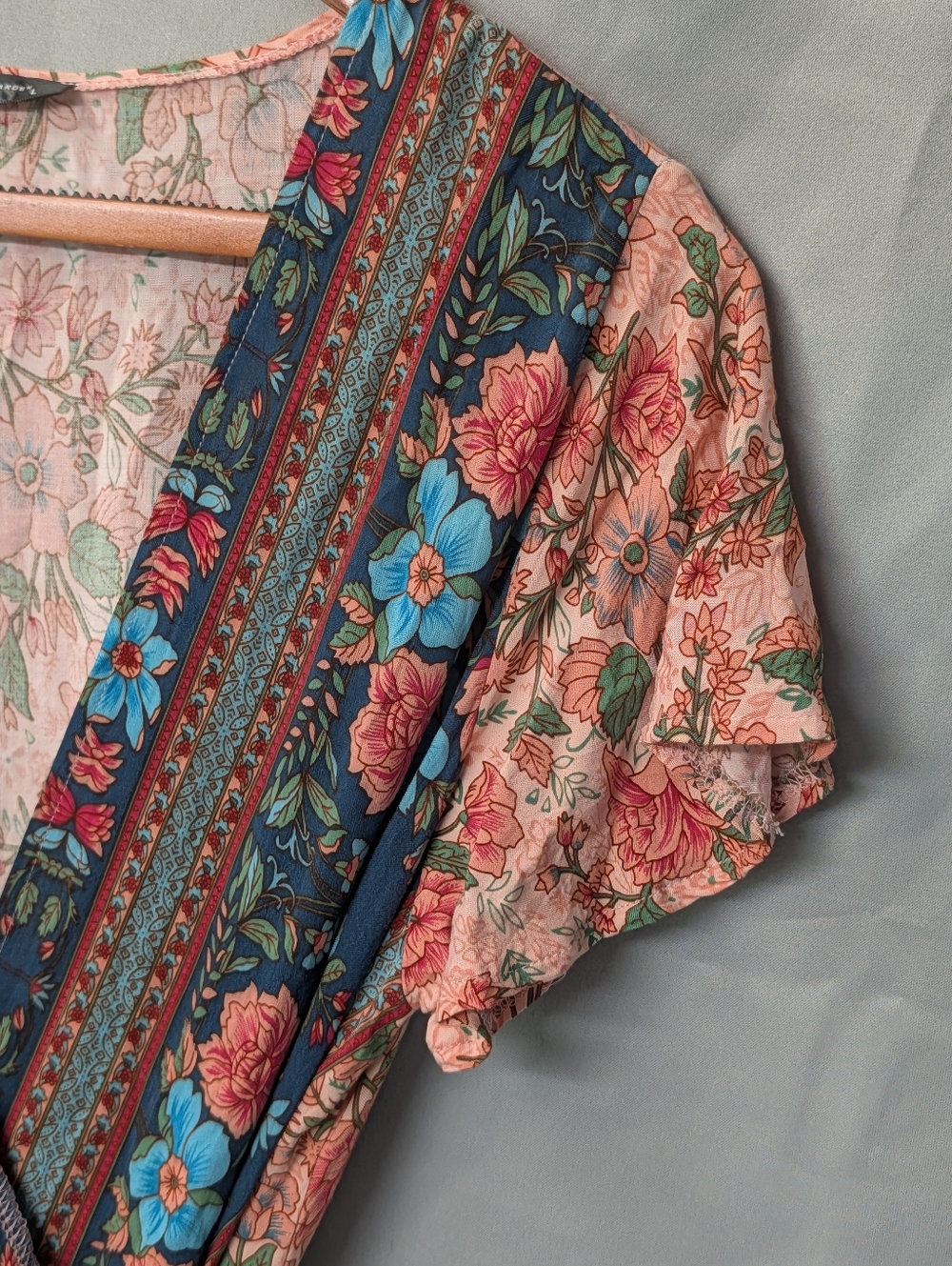 Bohemian Peach Floral Wrap And Tie Maxi Dress with Contrasting Border Size L - Picture 8 of 16
